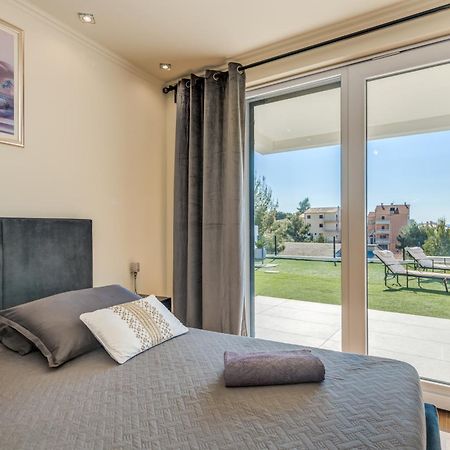 Villa La Vie - Подстрана Екстер'єр фото